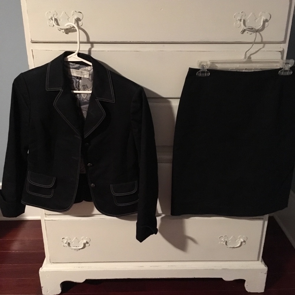 Suit